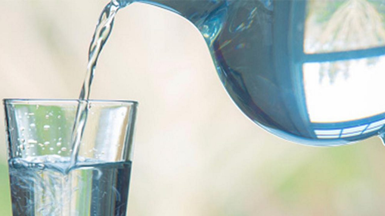 Normalt bør man drikke 1-1½ liter væske i døgnet¹.