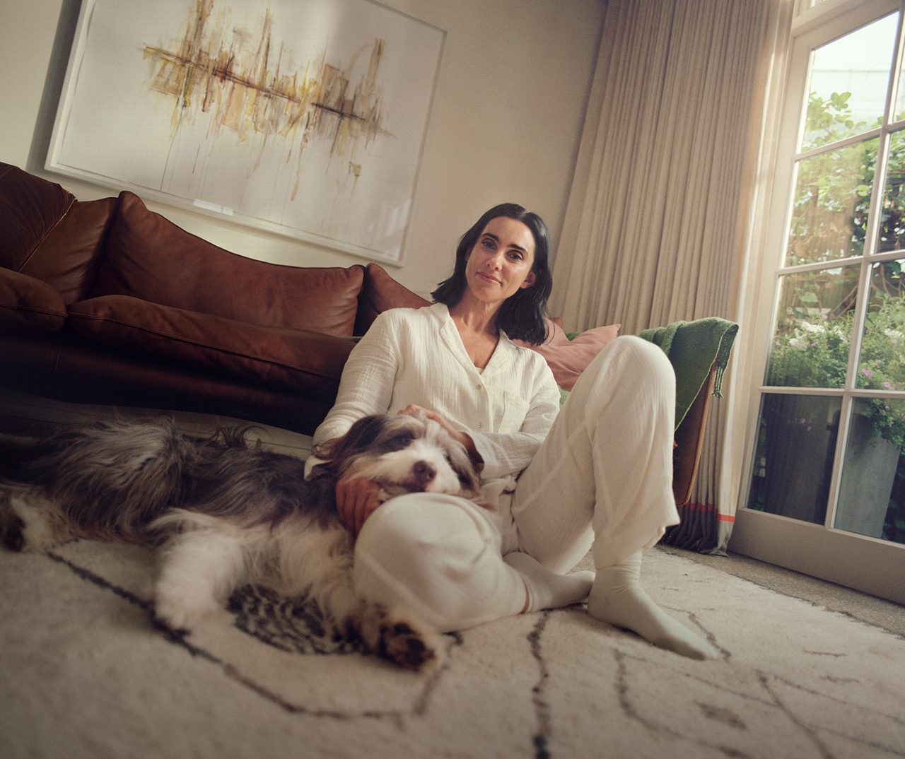 Una mujer cuenta su experiencia a otras mujeres sobre los síntomas vasomotores (SVM) propios de la menopausia