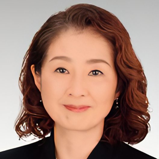Rika Hirota serves as Astellas’ Director of Audit and Supervisory Committee with an extensive background in the pharmaceutical industry.
