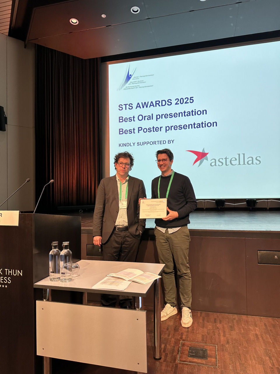 （左から）Prof. Nicolas Müller, Zurich, Chair of the STS Scientific Committee Dr. med. Dusan Harmacek, Zurich