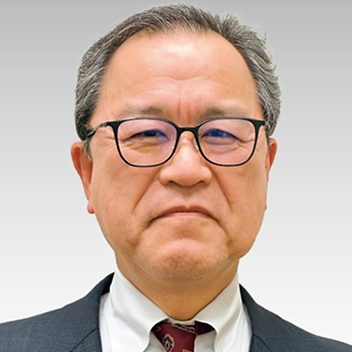 Takashi Tanaka serves as an Outside Director on the Astrellas global leadership team. 