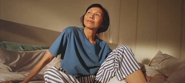 Femme ménopausée au réveil